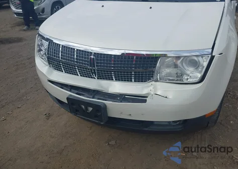 2008 Lincoln Mkx z USA, uszkodzony, nr VIN 2LMDU68C18BJ22206